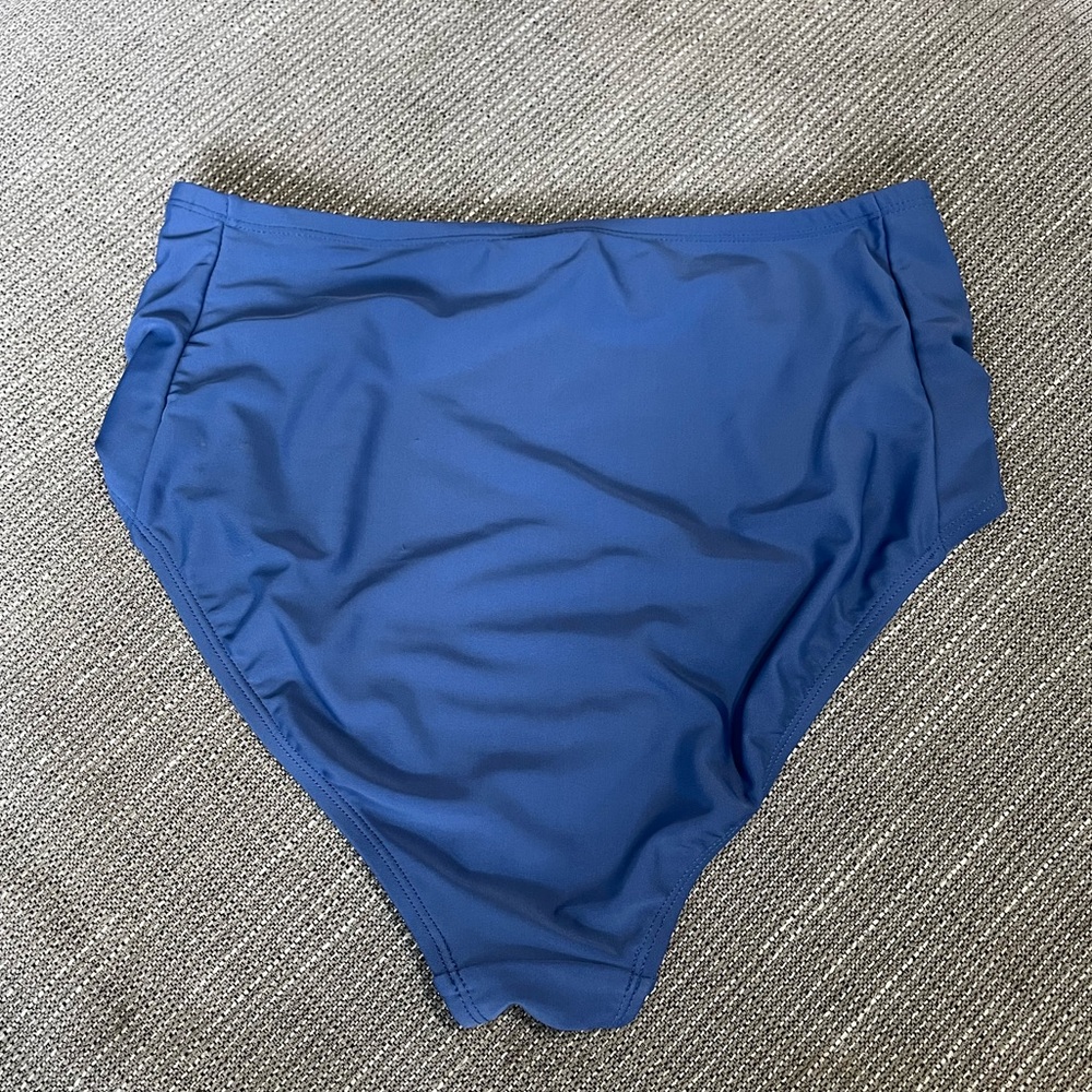 Old Navy | 3-Piece Blue Tie-Dye Matching Swimsuit Bikini and Bonus Bottoms - Picture 9 of 9